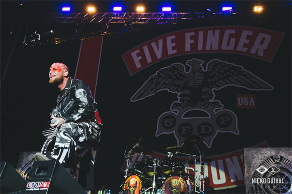 five-finger-deathpunch-hellfest-2015