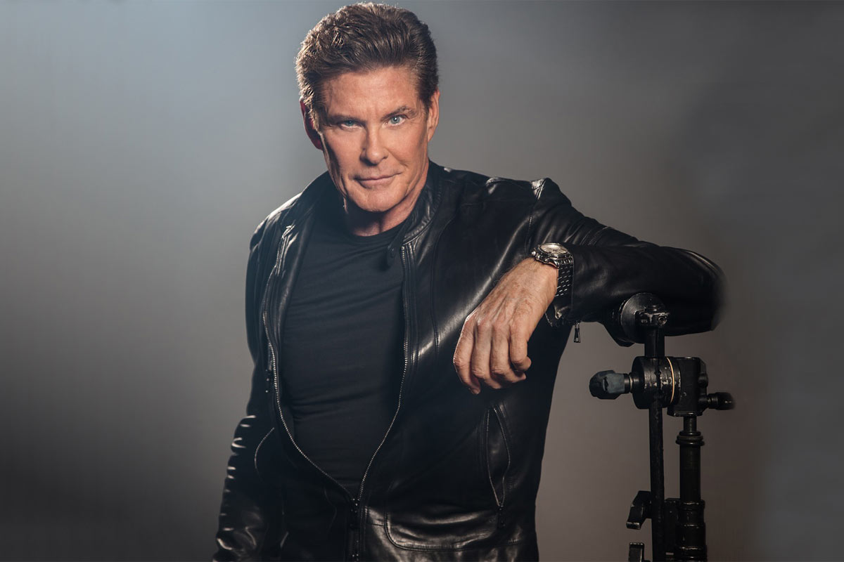 David Hasselhoff - TV-Tipp: „Being David Hasselhoff": Selbstbewusst wie der ... - He is best known for his lead roles as michael knight in the popular 1980s us series.