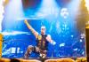 SABATON liderará Kingdom Of Rock 2027 de Pamplona con The Legendary Orchestra: única fecha en España Joakim Broden de Sabaton en un concierto en Madrid