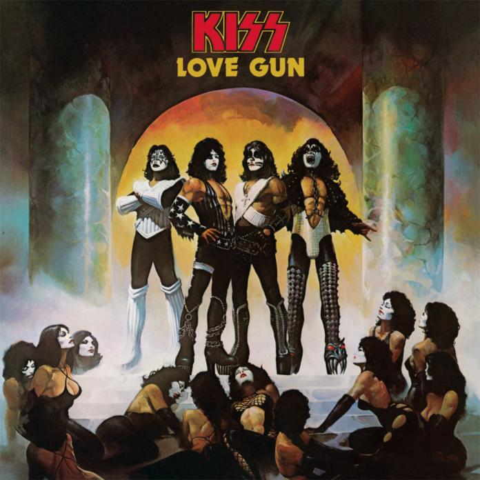 Kiss Love Gun (arte de Ken Kelly)