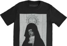 La virgen de La Soledad en una camiseta de BRING ME THE HORIZON