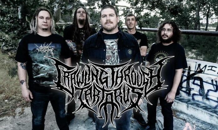 La banda de Death Metal Crawling Through Tartarus