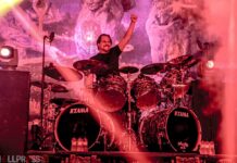 Dave Lombardo con Testament