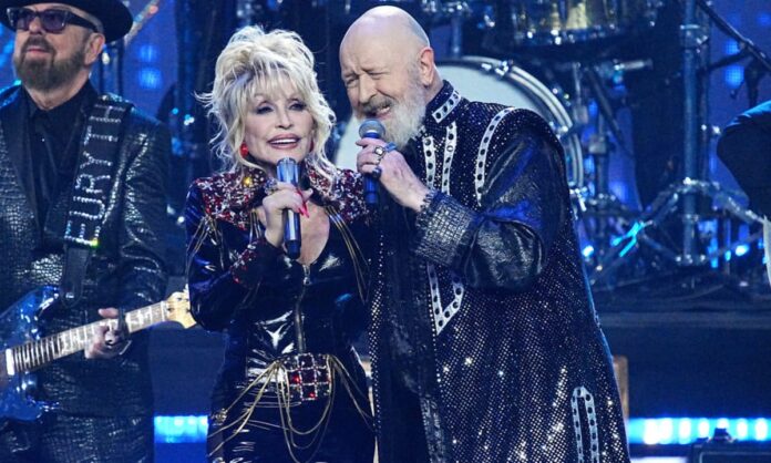 Rob Halford y Dolly Parton cantan juntos en 