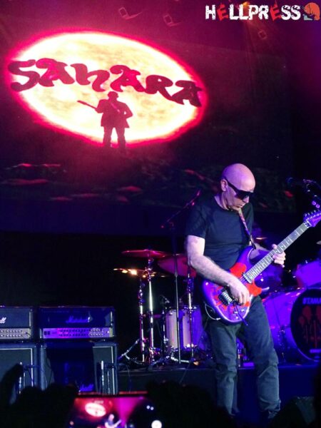 El guitarrista Joe Satriani en directo
