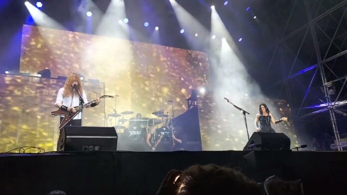 Cristina Scabbia canta con Dave Mustaine de MEGADETH 