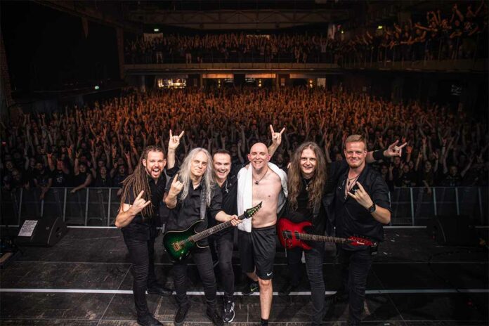 La banda alemana de Heavy Metal Blind Guardian tras un concierto