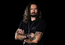 El vocalista Ronnie Romero