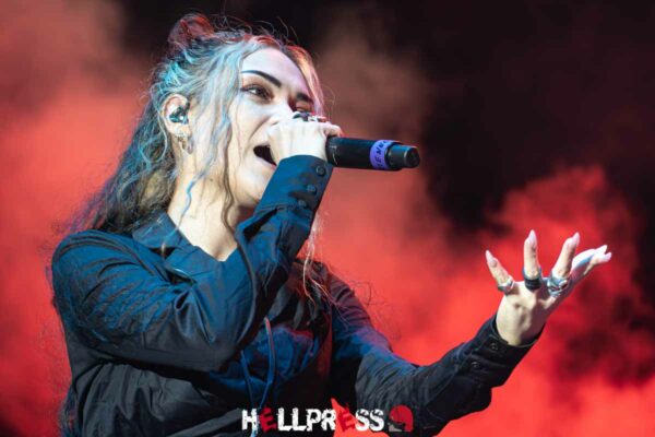 Adriene Cowan en concierto con Avantasia en Rock Imperium Festival 2024