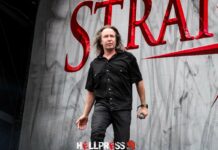 Timo Kotipelto de Stratovarius en directo en Hellfest 2024