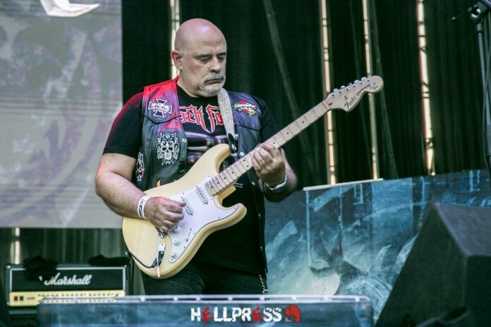 Jero Ramiro en el concierto de Saratoga en Leyendas del Rock 2024