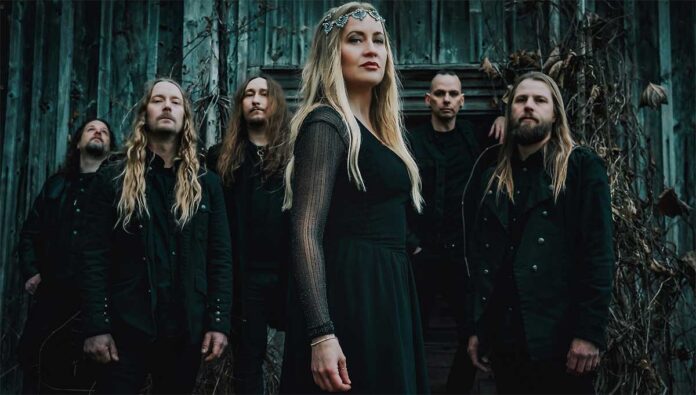 El grupo de Gothic-Doom Metal Draconian con Lisa Johansson
