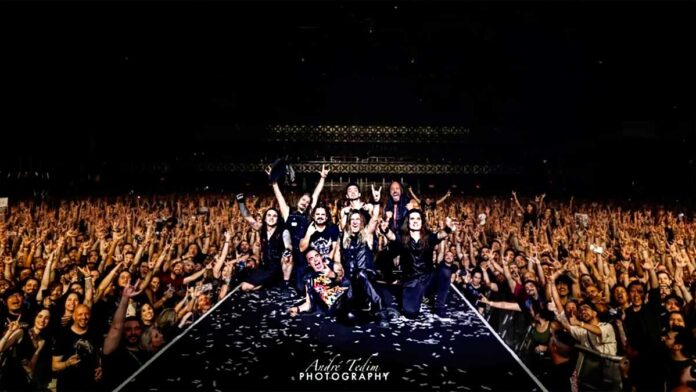 Concierto de reunión de Angra con Kiko Loureiro y Edu Falaschi