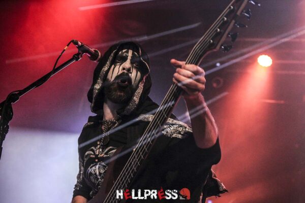 Simone Cappato de Mortuary Drape en la Feria del Disco de Metal Extremo de Madrid
