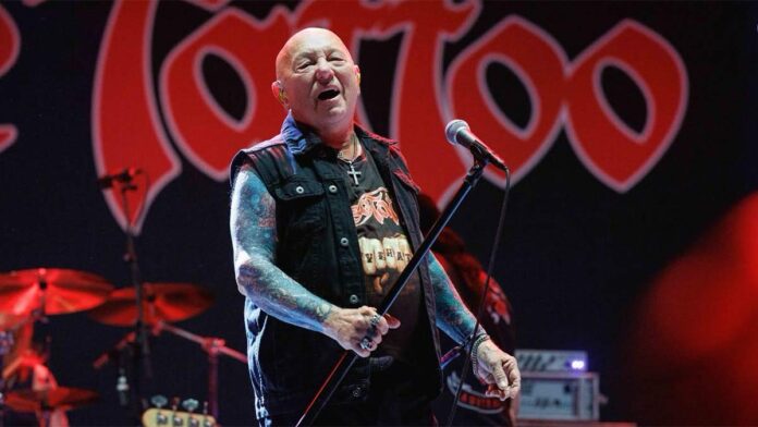 Angry Anderson, cantante de Rose Tattoo