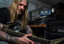 Los ex FEAR FACTORY Christian Olde Wolbers y Raymond Herrera cambian el nombre de su banda ANGST FABRIK por MACHINES OF HATE Christian Olde Wolbers