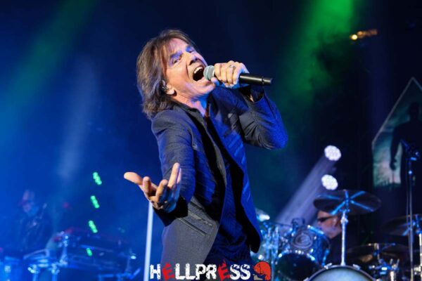 EUROPE durante su actuación de Hard Rock en Barcelona