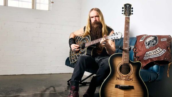 Zakk Wylde con sus guitarras acústicas
